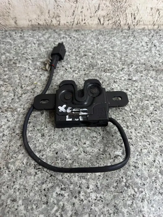 Motorhuvslås Volvo XC60 I 2013-2017 31356005 image 2