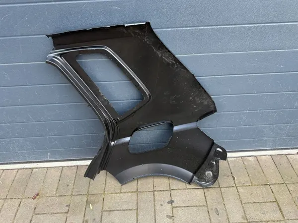 OEM 510 Taka-oikea lokasuoja VW Sportsvan 14- image 3