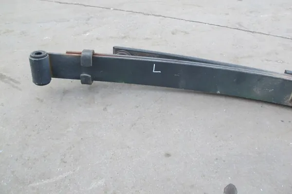 Toyota Dyna Hinterfeder OEM RESOR LEWY - 3 Blätter image 5