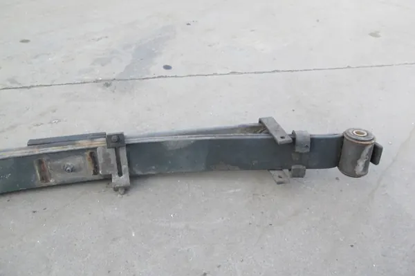 Toyota Dyna Hinterfeder OEM RESOR LEWY - 3 Blätter image 6