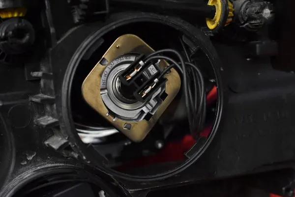 Faros derecho Opel Signum C 2005-2008 OEM 93192378 image 9