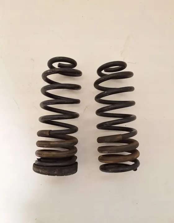 OEM HYUNDAITUCSONIIISPRĘŻYNYZAWIESZENIATYŁKOMPLET Achterveringveren image 2