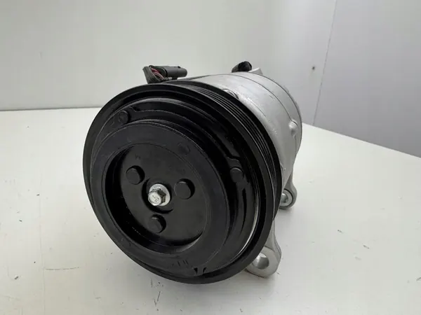 Compressore AC BMW F48 F45 F10 MINI F56 F57 9295050 image 2