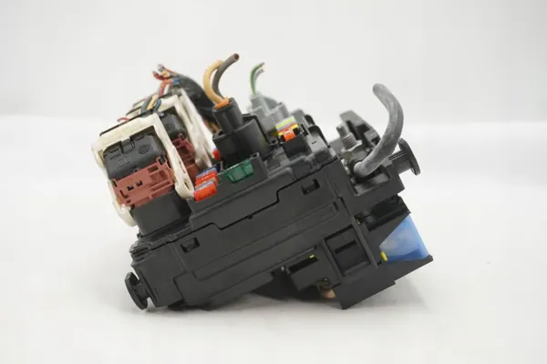 Module BSM OEM 9667199780 pour Peugeot Citroen image 3