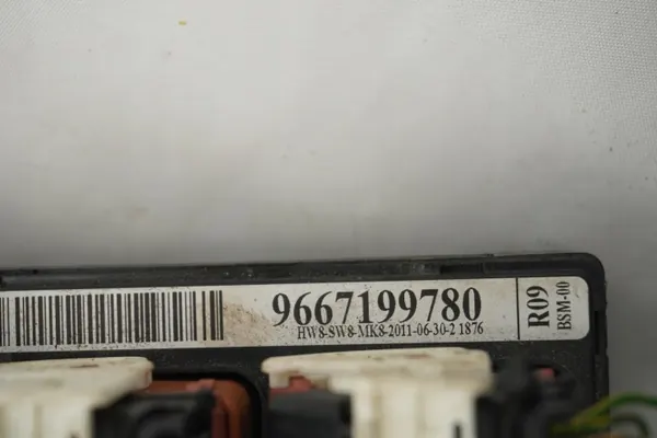 Module BSM OEM 9667199780 pour Peugeot Citroen image 4