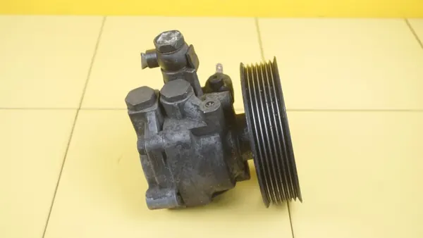 Mitsubishi OE servostyrpump OEM 6G74 image 3