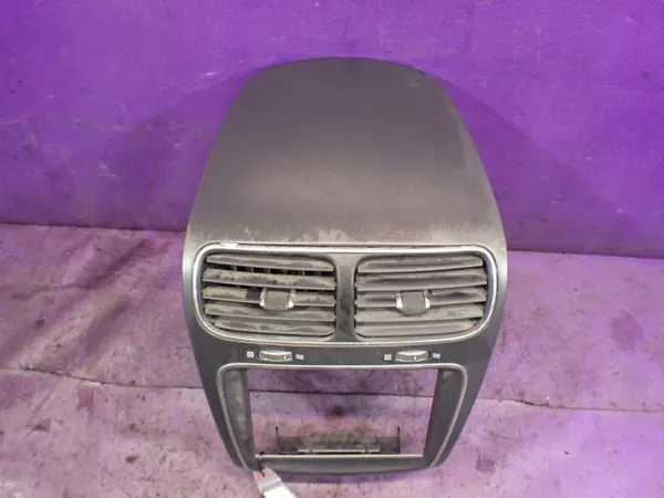 Fiat Freemont radioframe OEM Zawada-365283- Begagnad image 3