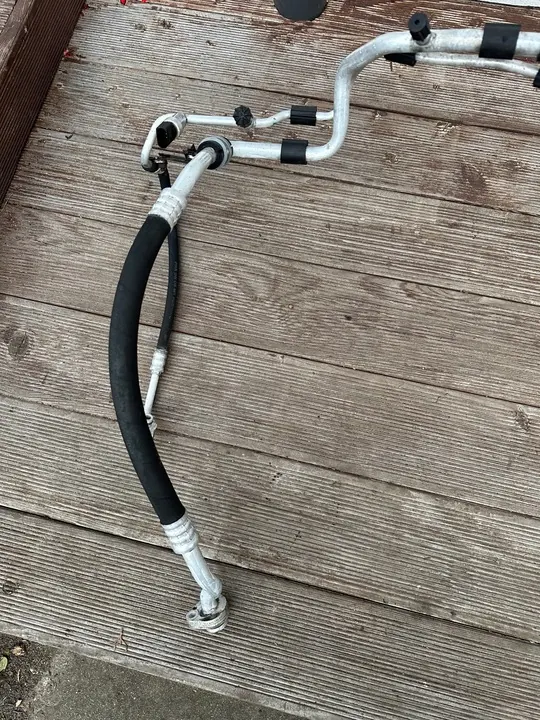 VW SEAT SKODA Ilmastointiputki image 2