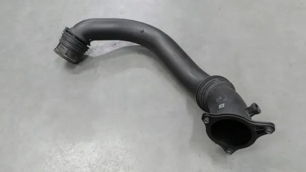 BMW Turbo-luchtleiding OEM 8601683 - Gebruikt image 2