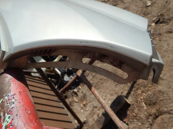 Renault Scenic II 03-09 Främre Vänster Skärm OEM MO-1513-135 image 2