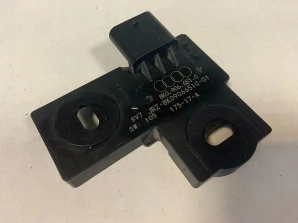 Bränslepump Styrmodul OEM 8K0906651C för Audi image 2