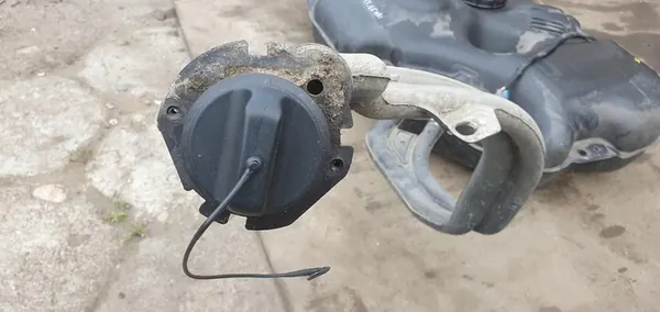 Tanque de combustível com bomba Renault Express II image 10