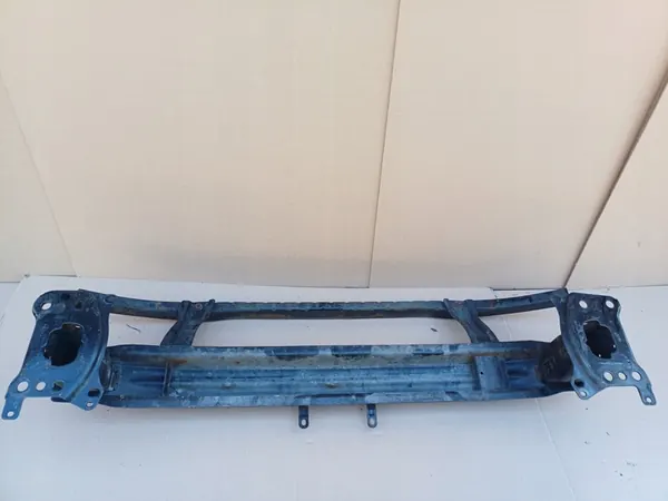 Etupuskuri VW Passat B6 image 6