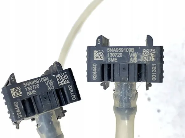 Sensor Protección Peatones Volkswagen OE 5NA959109B Usado image 3