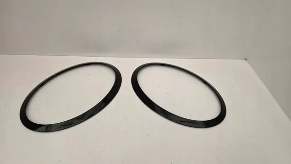OEM 7449210 7449209 Black Chrome Grille Ring Set image 2