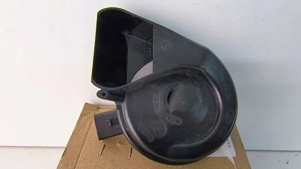 SKODA OCTAVIA IV 1.5 TSI Buzina Alta 1S0951223A image 2