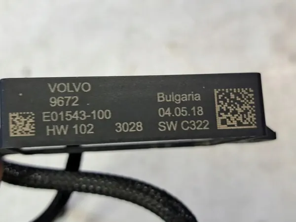 Moteur de hayon électrique VOLVO XC60 II 2.0L E01543100 image 4