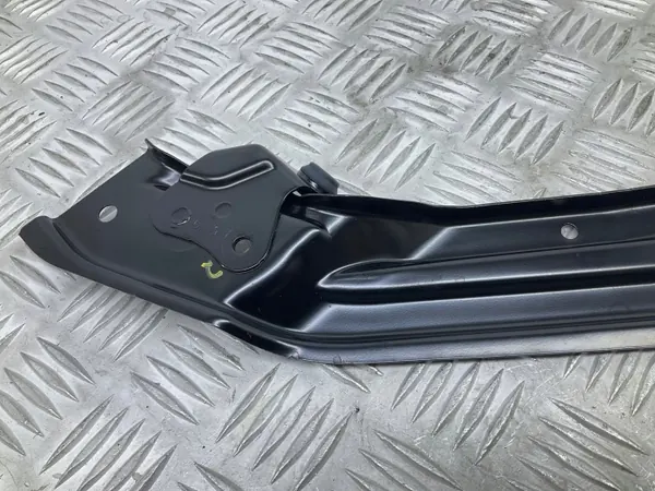 Skoda Karoq Rechter Vordersitzgurt-Halter - Gebraucht image 8