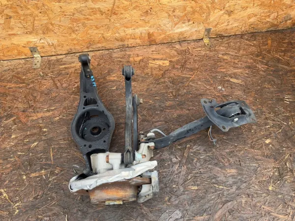 OEM ZWROTNICA WAHACZ PRAWY TYŁ VW TIGUAN II AUDI Q3 8U image 2