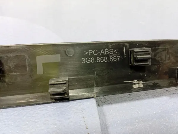 Garniture Portière Arrière Gauche VW Arteon OEM 3G8867419 image 7