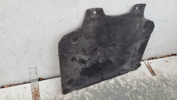 Audi A5 Växellådsskydd OEM 8W0863822B - Begagnad image 3