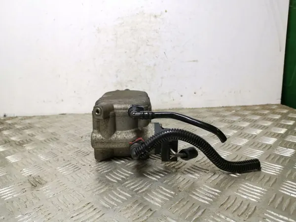 Brandstofffilter behuizing Jeep OE OEM FOB15165 image 3