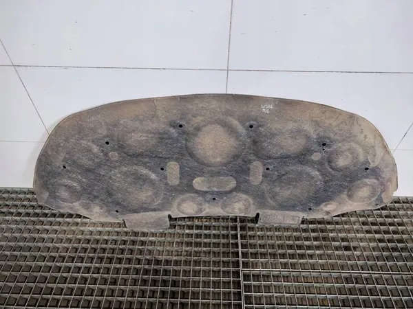 Isolamento copertura motore Mercedes W246 B-Class OEM A2466820126 image 4