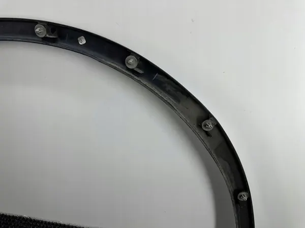 Etulokasuojan trimmi oikea Dodge Durango 2014- image 10