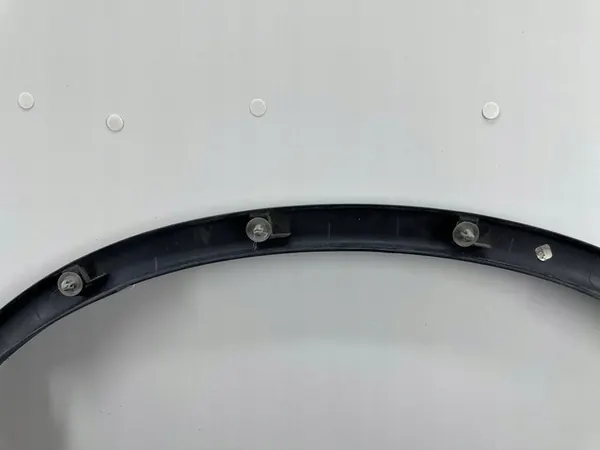 Etulokasuojan trimmi oikea Dodge Durango 2014- image 9