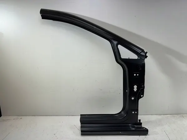 OEM 5H4809606 Oikea Pilarikansi VW Golf 8:lle image 2