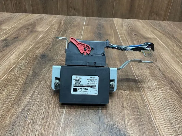 Jaguar F-Type 2018 Parkeerremmodule OEM JX532C491AA image 2