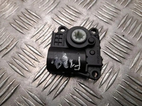 Actuateur de volet température Tesla Model Y OEM 050C10043 image 2