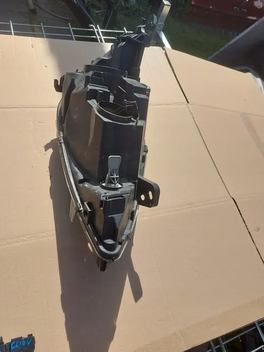 Faros Izquierdo Peugeot 308 T9 Lift image 9