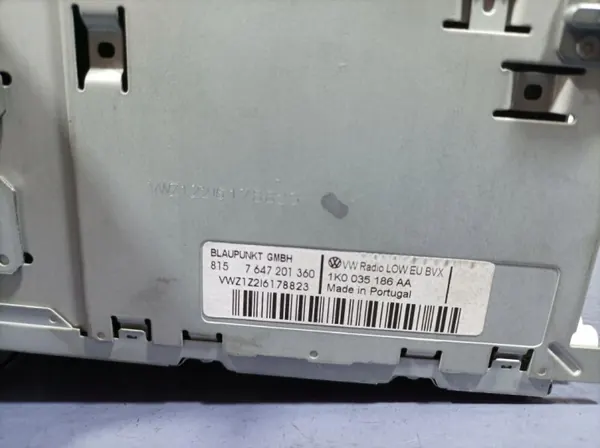 VW Passat B6 Lift Radio CD OEM 1K0035186AA image 6
