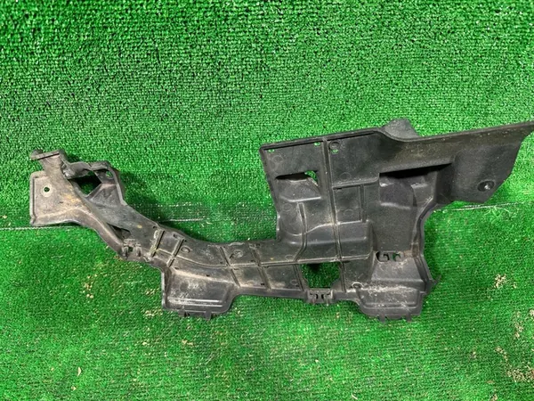 Exhaust Mounting Mercedes C-Class W205 AMG Left Rear A2058850100 image 2