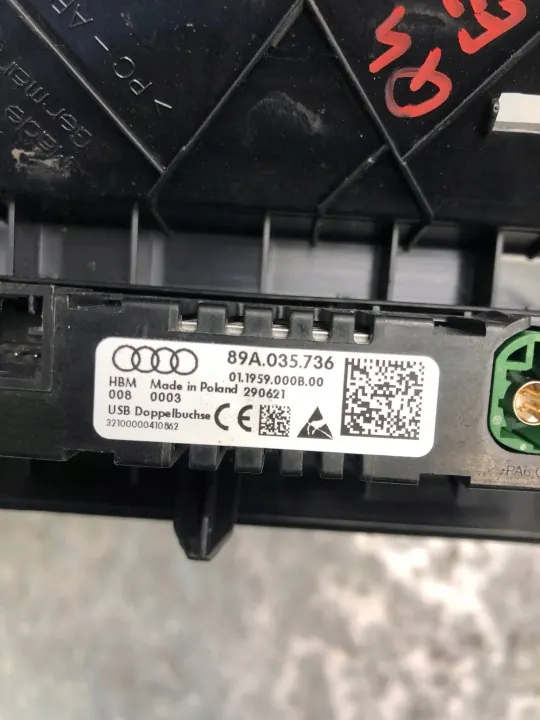 Tomada isqueiro USB-C OEM 89A035736 para Audi Q4 e-tron image 4