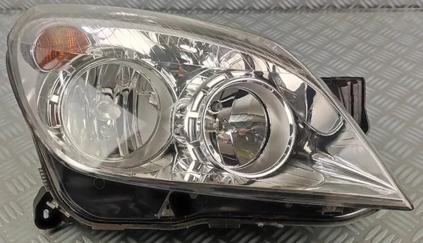 Oikea Etuvalaisin OPEL ASTRA H III 3 LIFT EUROOPPA image 3