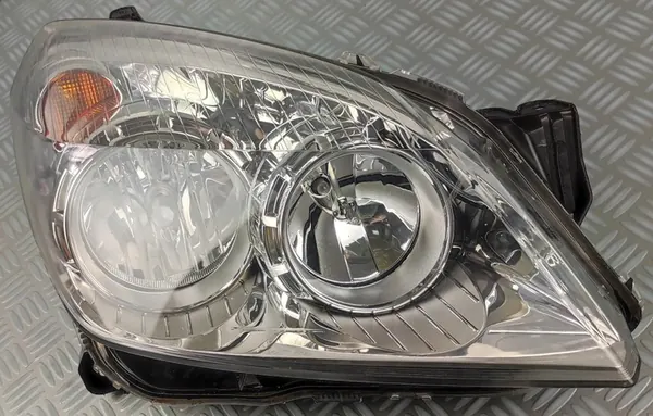Oikea Etuvalaisin OPEL ASTRA H III 3 LIFT EUROOPPA image 5