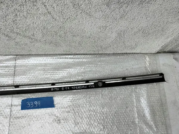 BMW E39 Takapuskuri Trim Sedan 51128184503 image 6