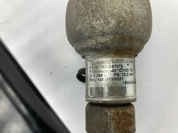 Renault OE Luftkompressorrör OEM 7422367076 image 8