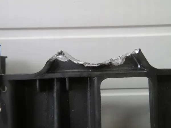 OEM 622357458R voorbumper afdekplaat onder image 5