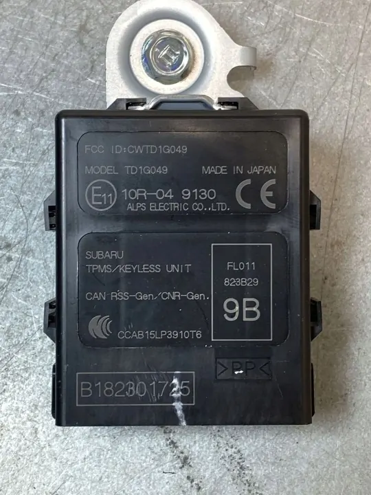 Subaru XV II Keyless-moduuli OEM FBZ17583 image 2
