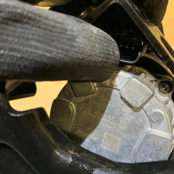 Vesipumppu RENAULT CLIO V 1.5 DCI ADBLUE 210198219R image 9