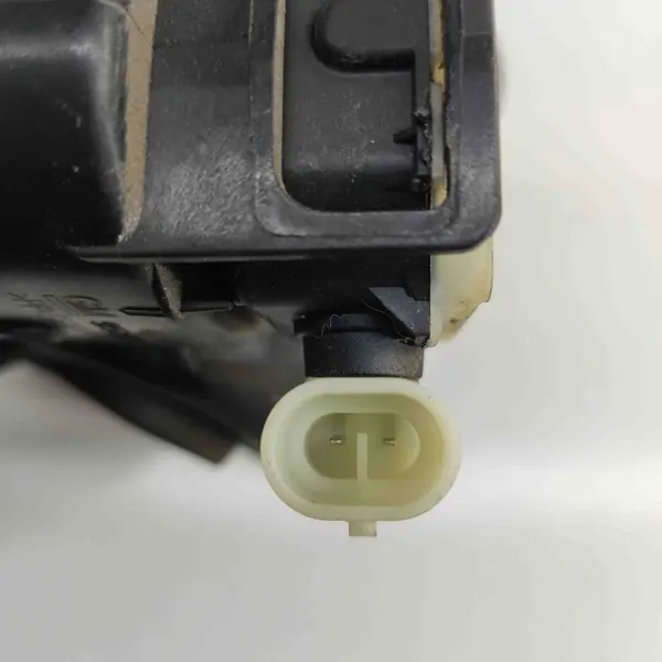 Tapa de depósito OEM 94735887 para Opel Mokka image 9
