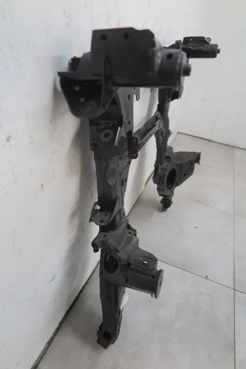 BMW Vorderes Hilfsrahmen OEM 6884852 - Gebraucht image 4