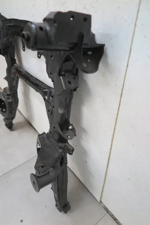 BMW Vorderes Hilfsrahmen OEM 6884852 - Gebraucht image 5