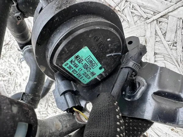 Ford Kuga MK3 Wasserpumpe & Kühlerschlauch OEM image 3