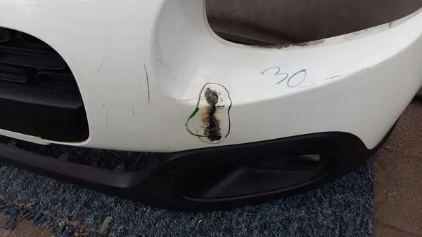 Rivestimento paraurti anteriore Citroen C3 III image 4