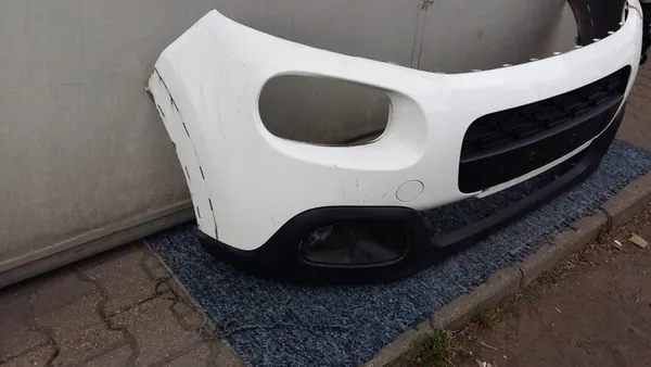Rivestimento paraurti anteriore Citroen C3 III image 5