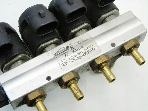 Carril de inyección GLP OEM ACW01-4 MS14 Mazda, Ford image 5